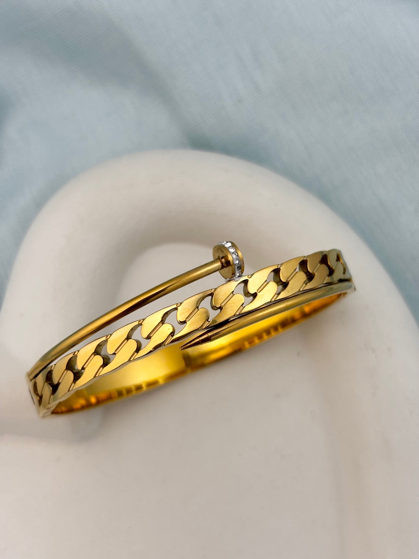 Rosette Nail Bracelet