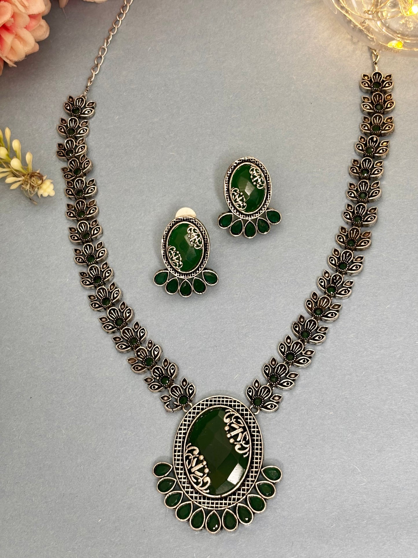 Rangratna Necklace Set (Emerald Green)