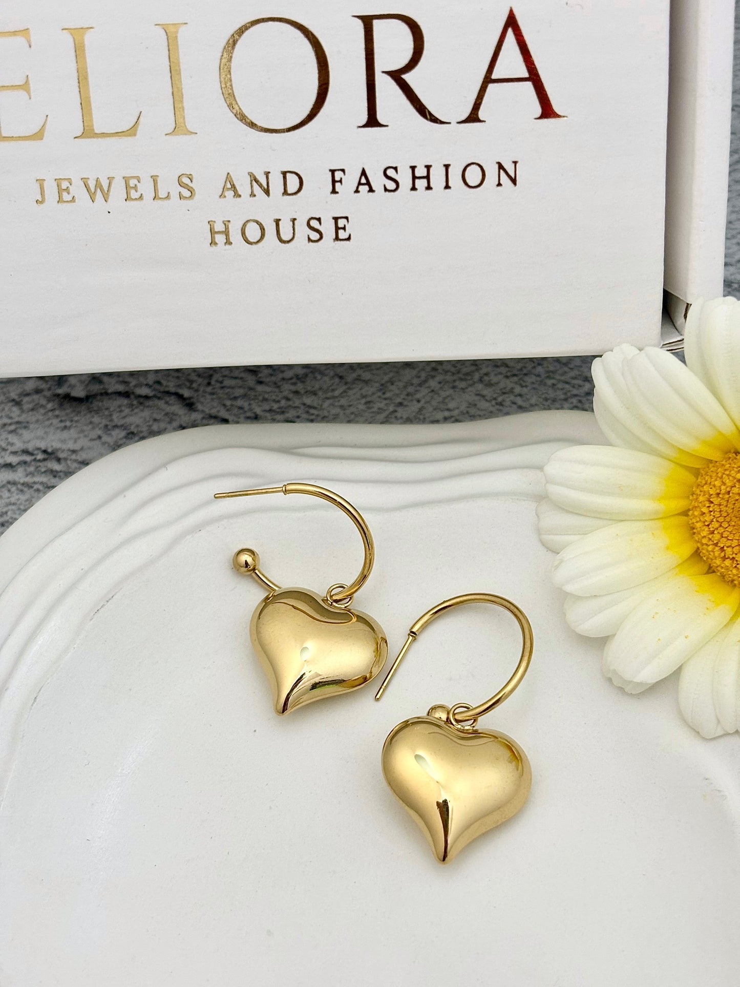 Victoria Heart Hoops