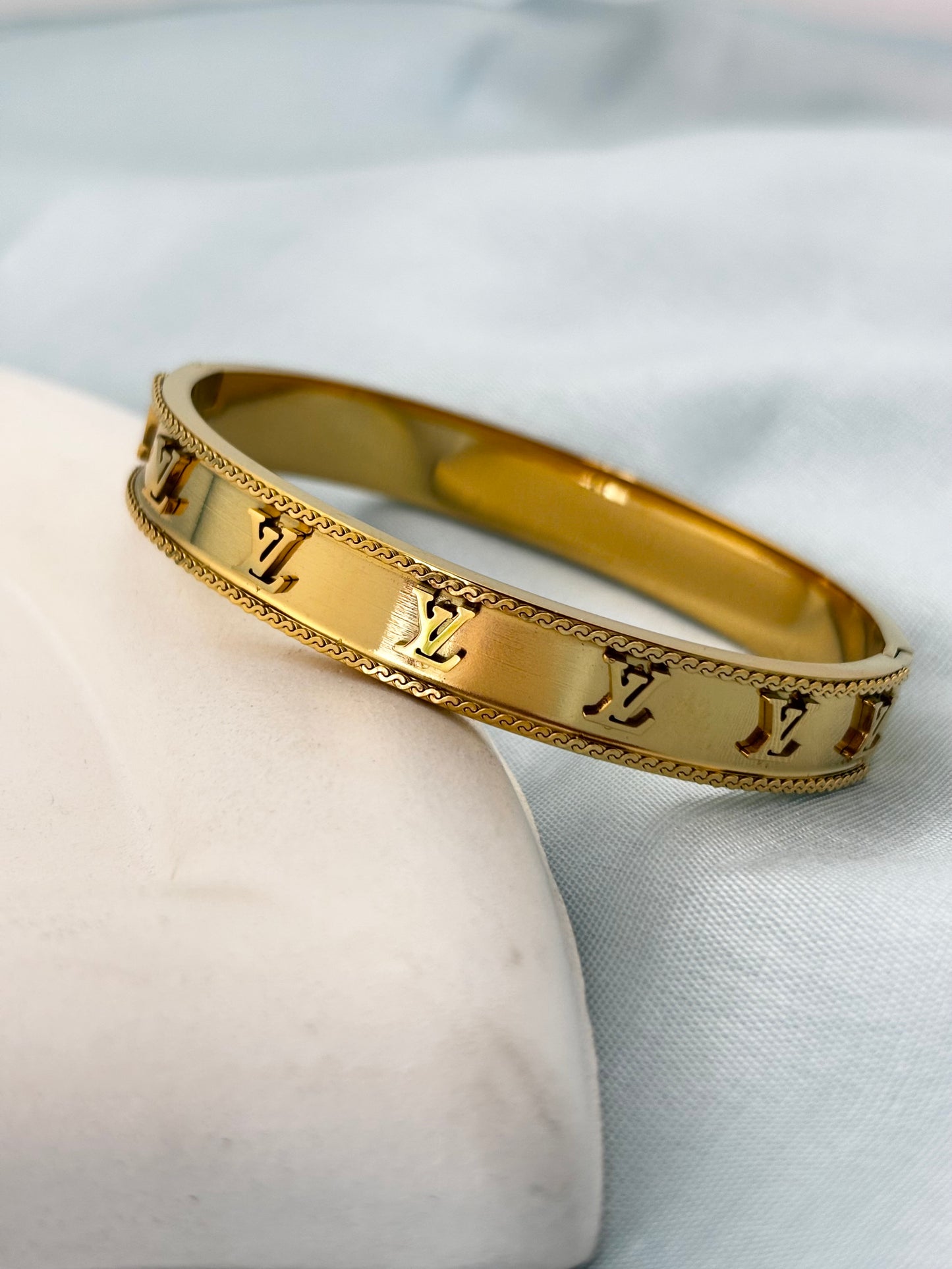 Lola Bangle Bracelet
