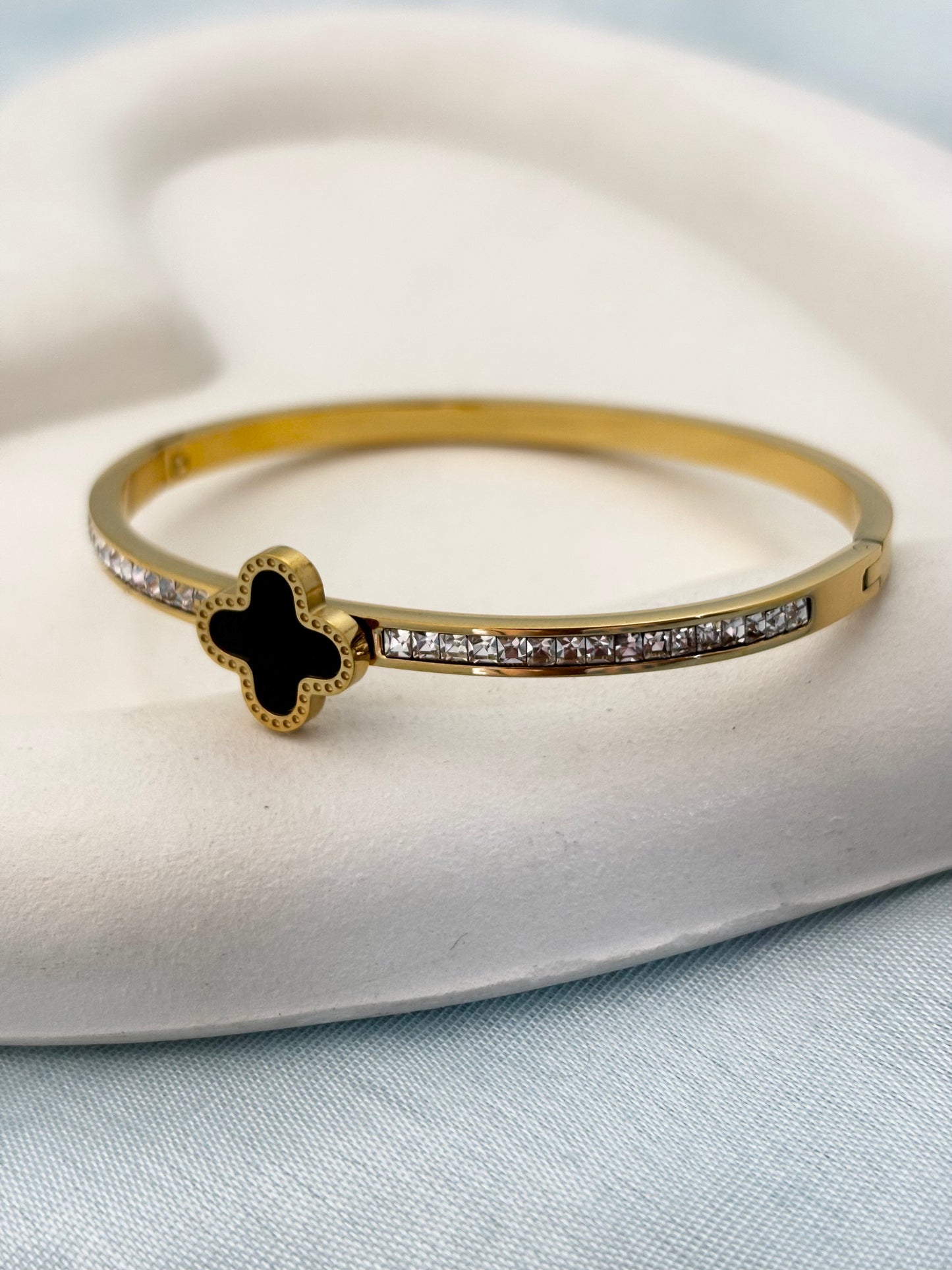 Clover Zircon Bracelet