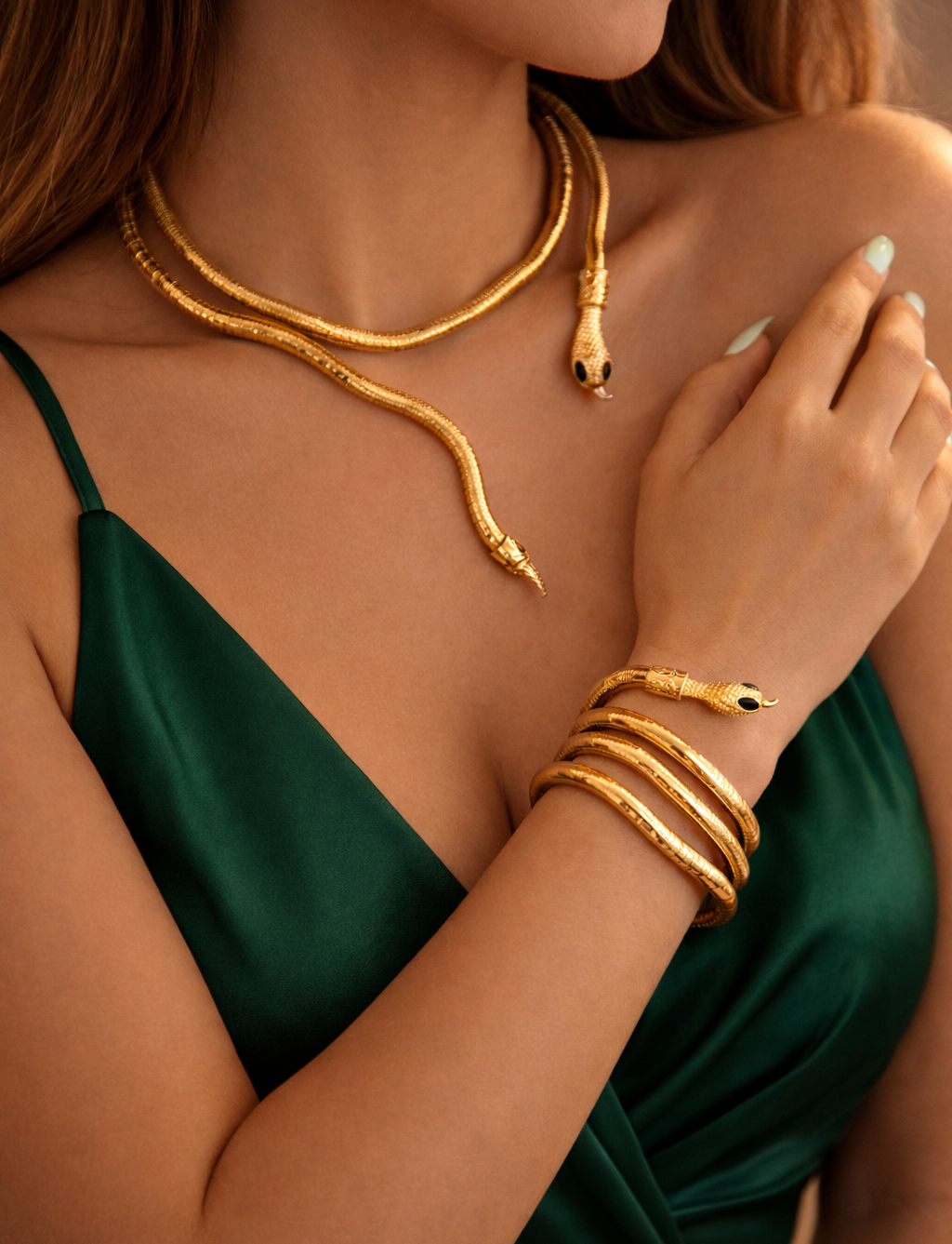 Multistyling & Bendable Golden Serpent Statement Necklace