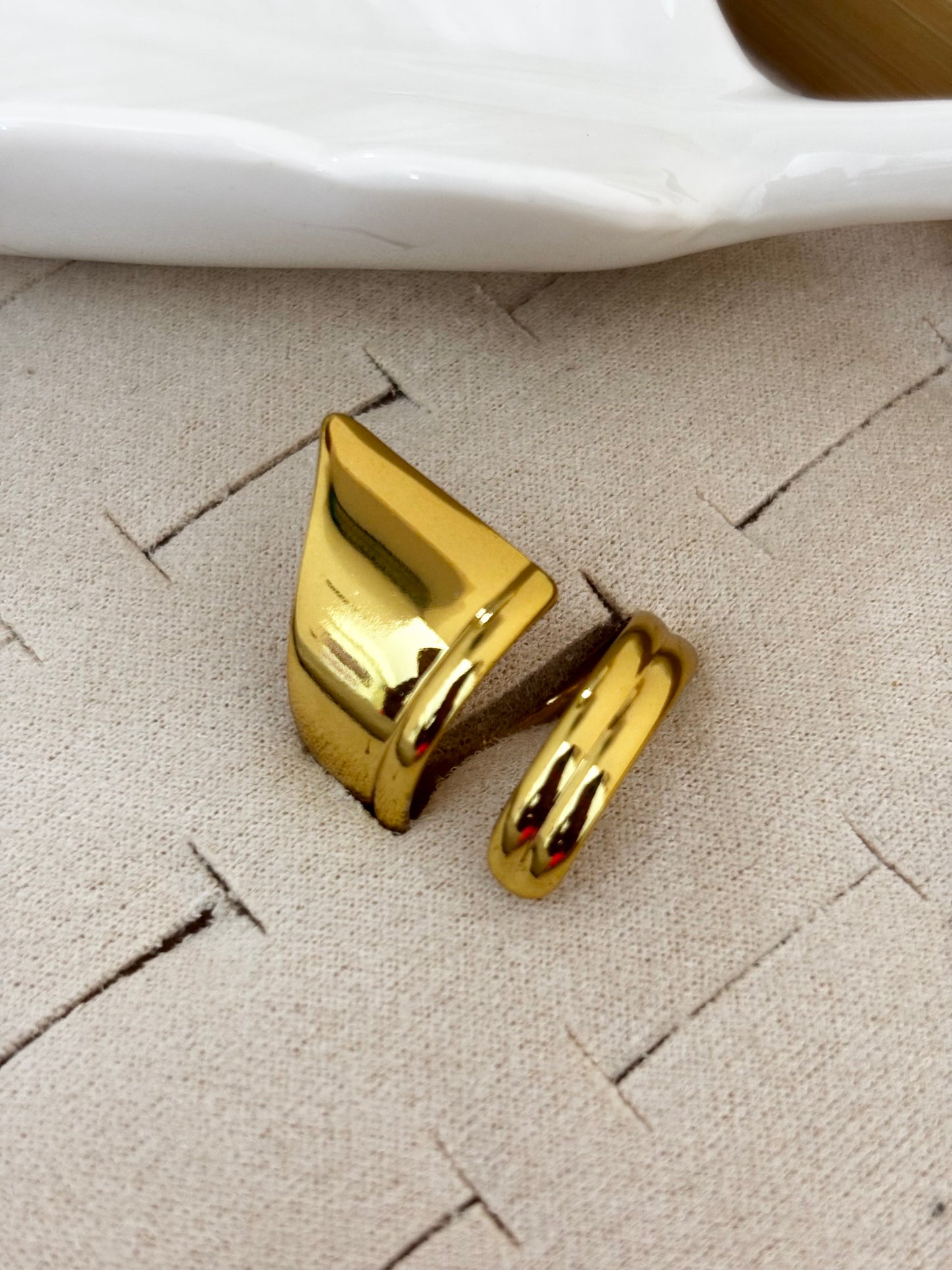 Geometric Open Band Gold Ring | Anti Tarnish Gold Plated
