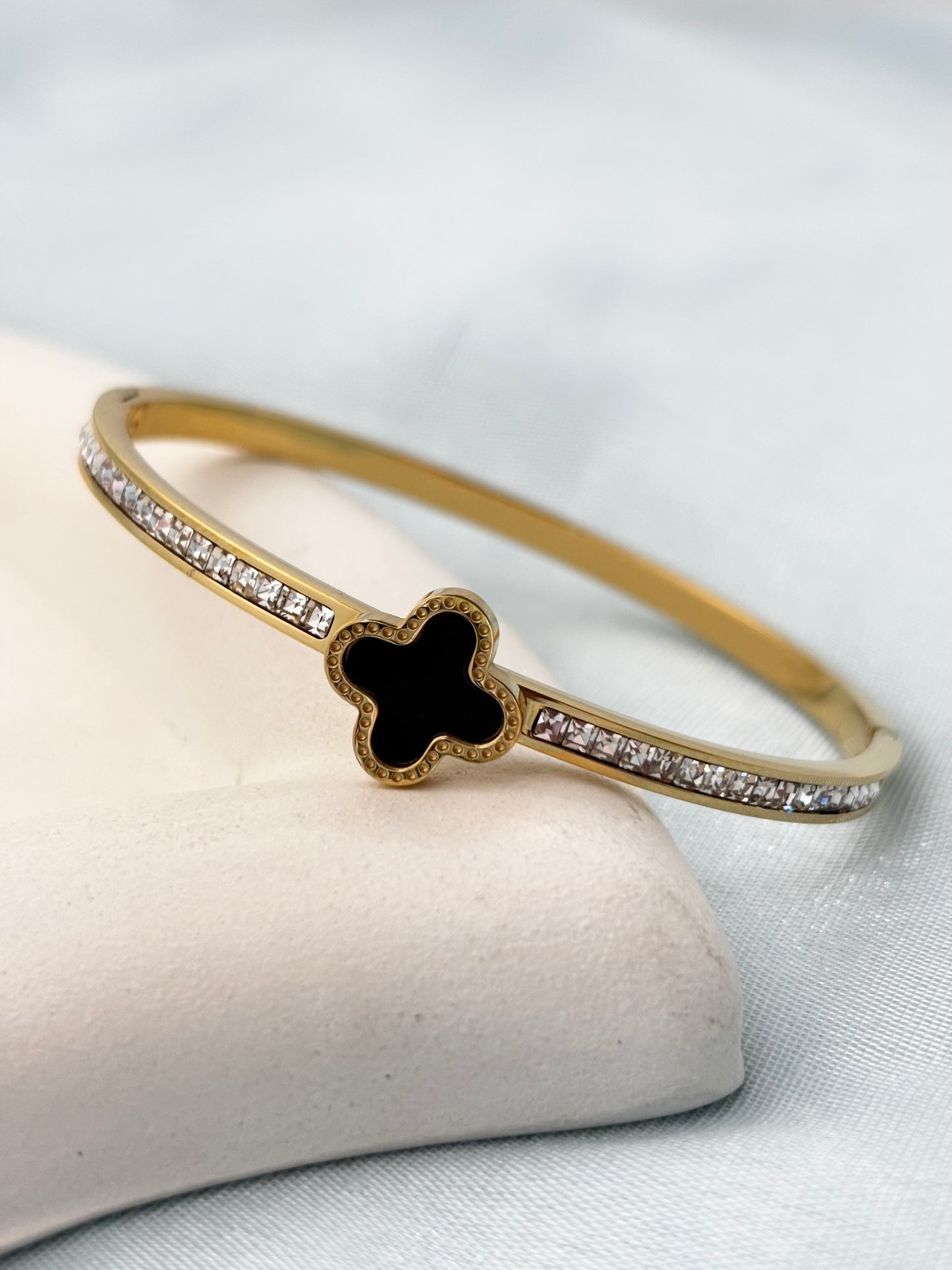 Clover Zircon Bracelet