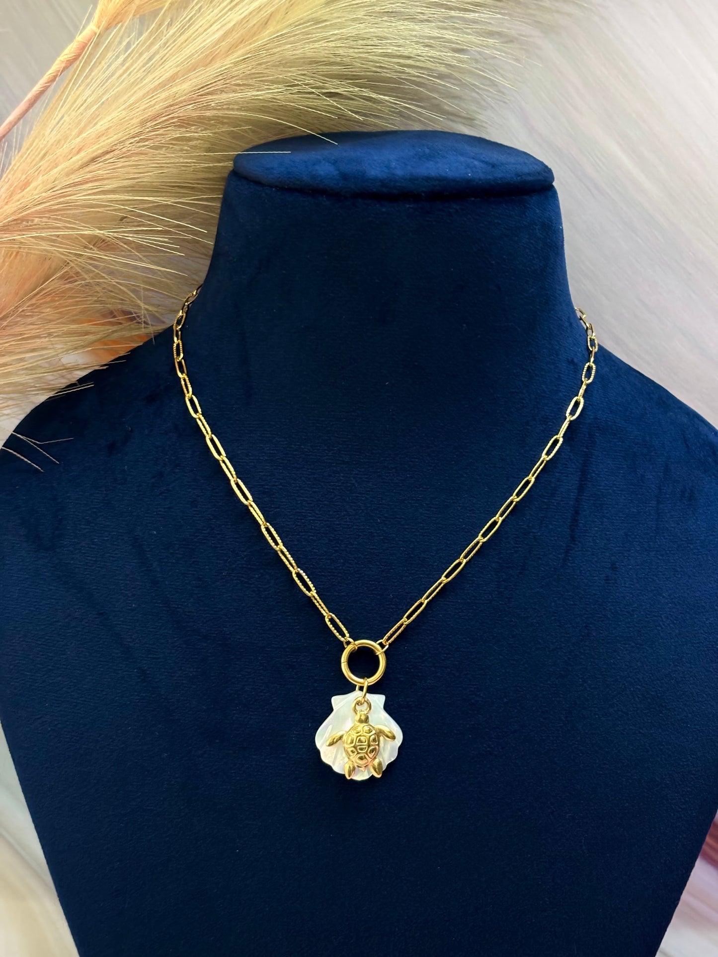 Shell Turtle Chain