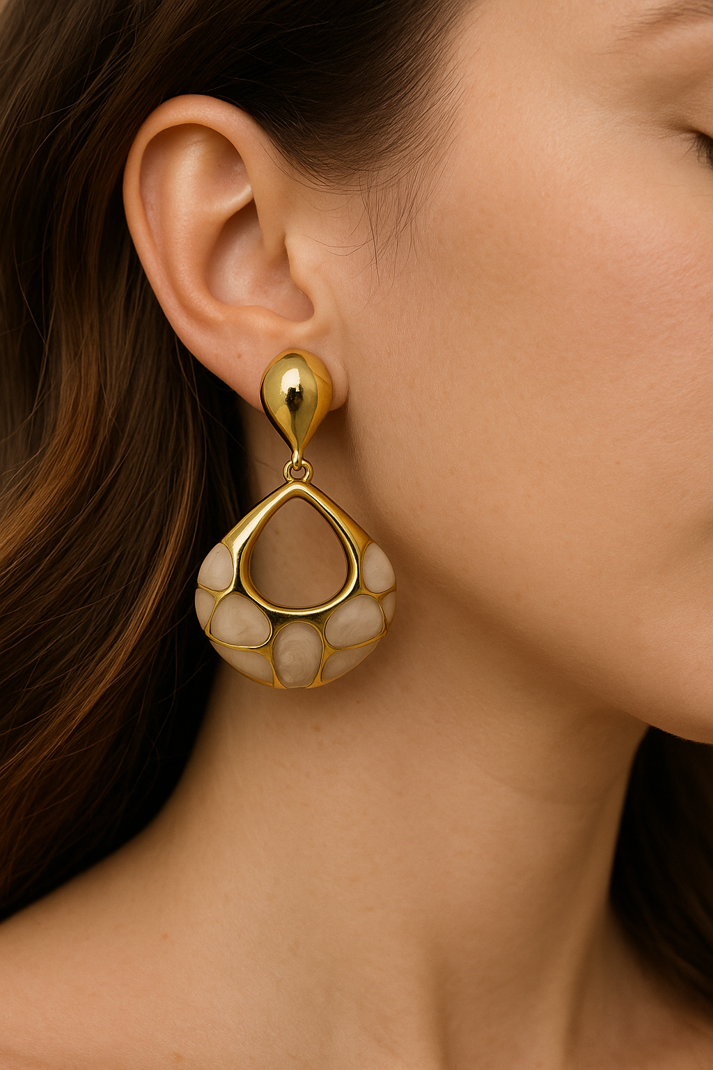 Milly Droplets (White & Gold)