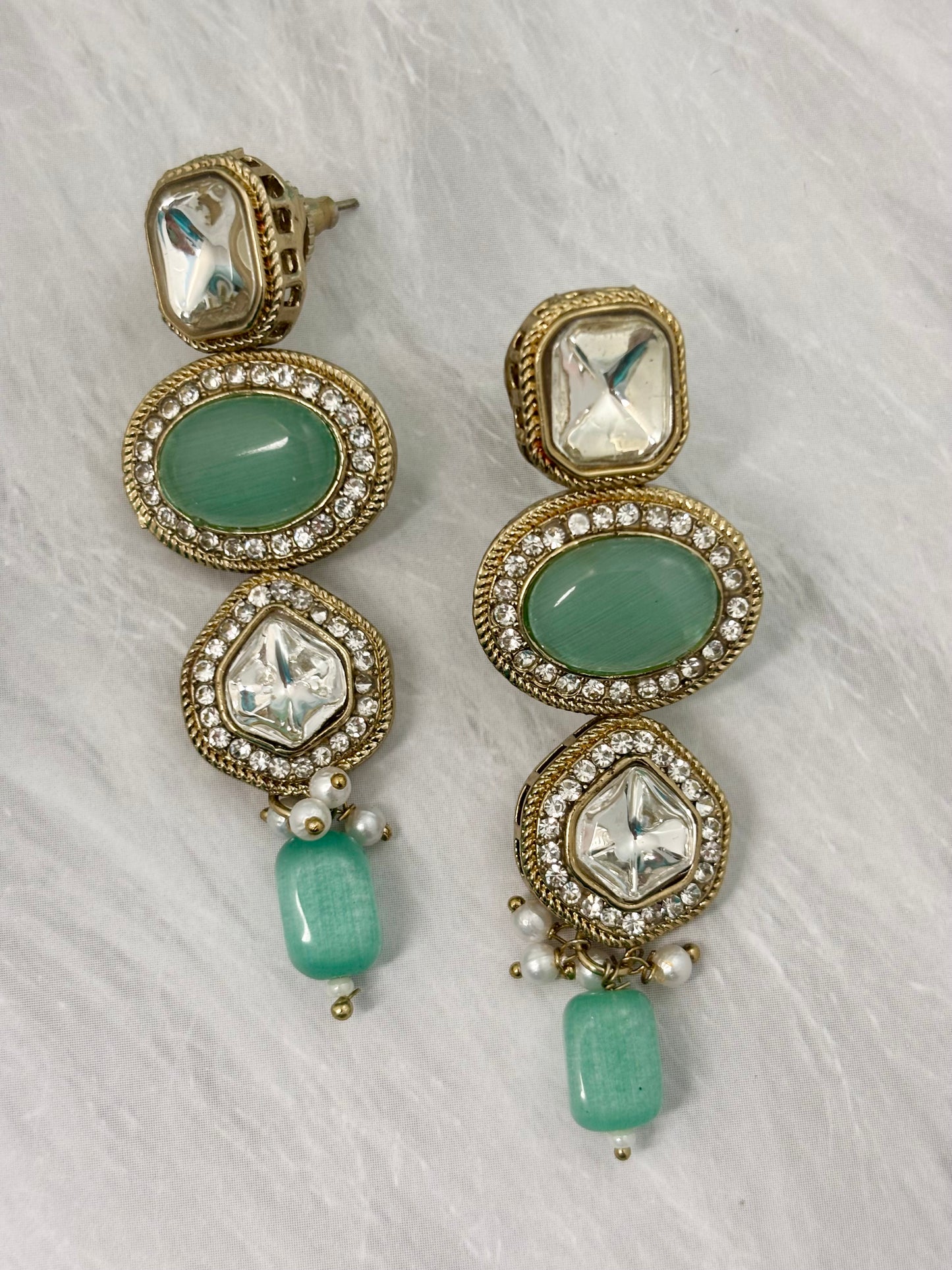 Tanishka Kundan Drop Earrings (Green)