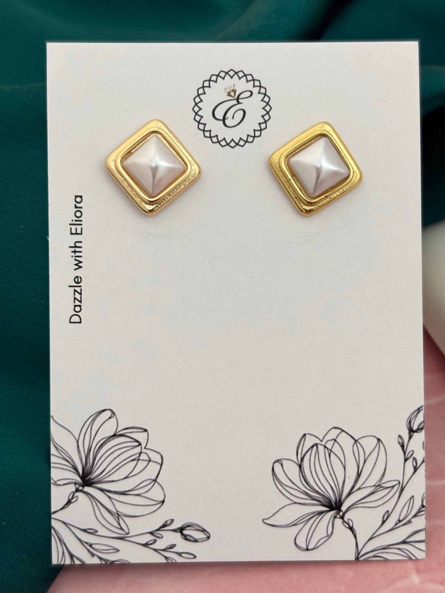 Pearl Prism Shine