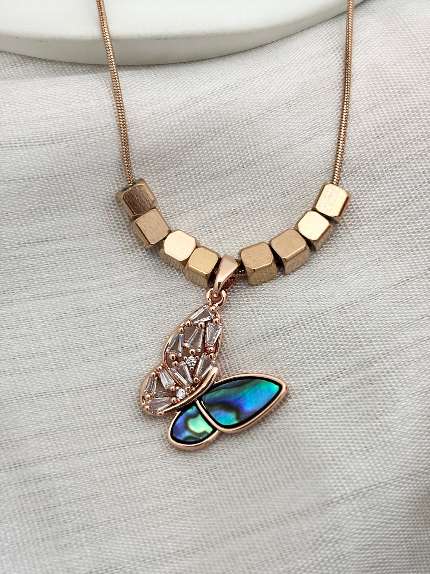 Wing Blush (Rose Gold)