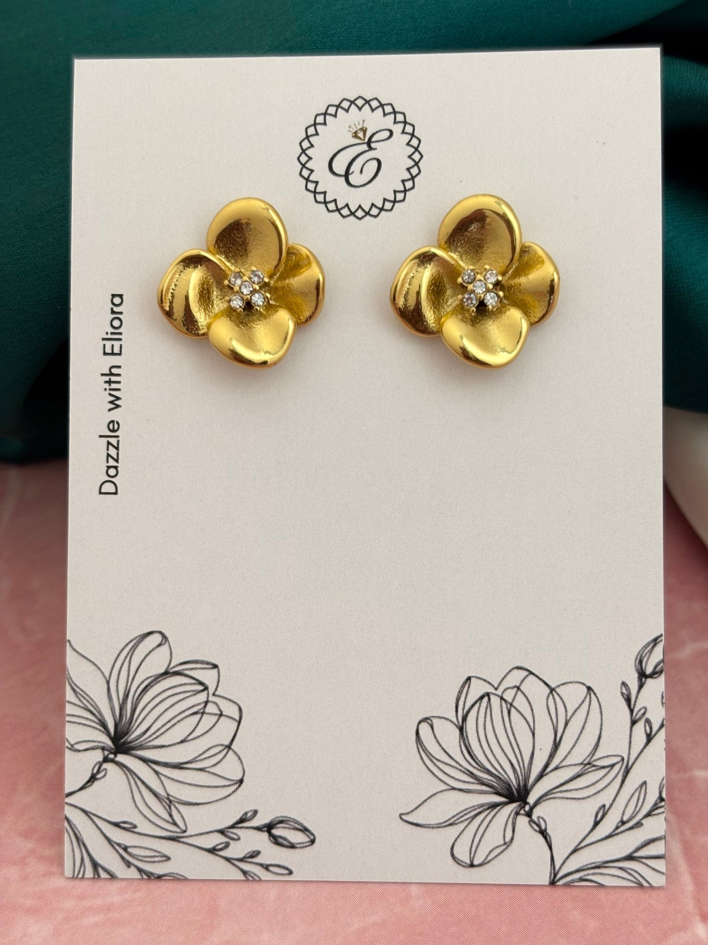 Magnolia Twinkle Studs