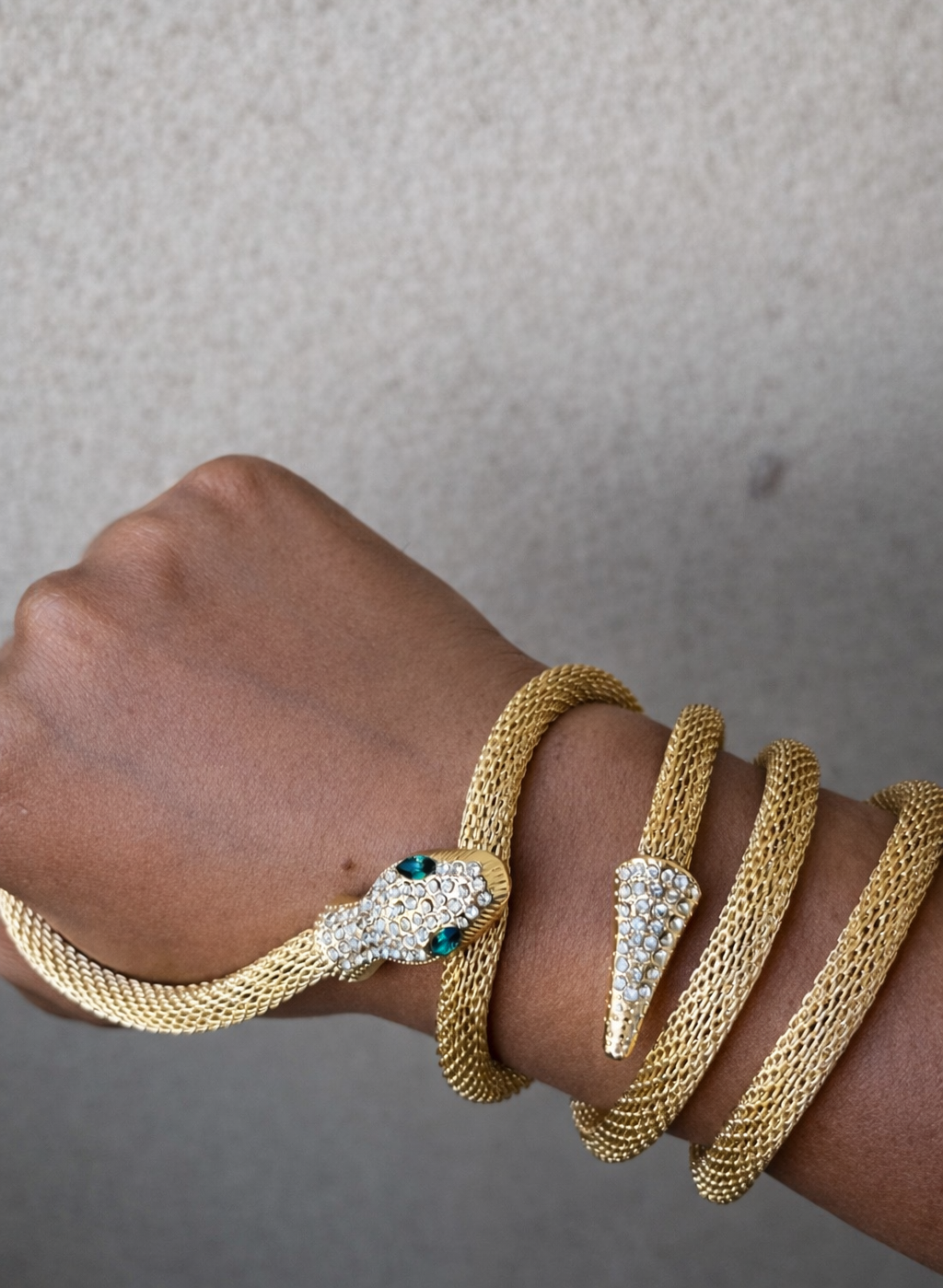 Multipurpose Viral Serpent Statement Necklace