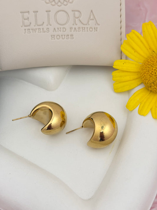 Daisy Darling Studs
