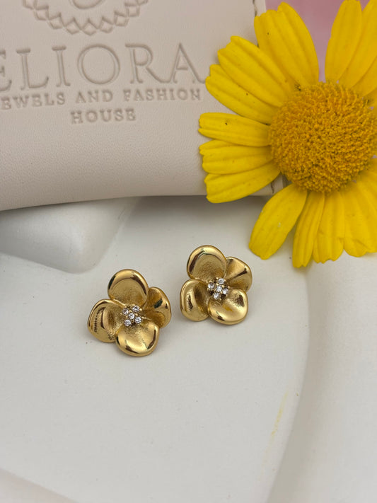 Magnolia Twinkle Studs