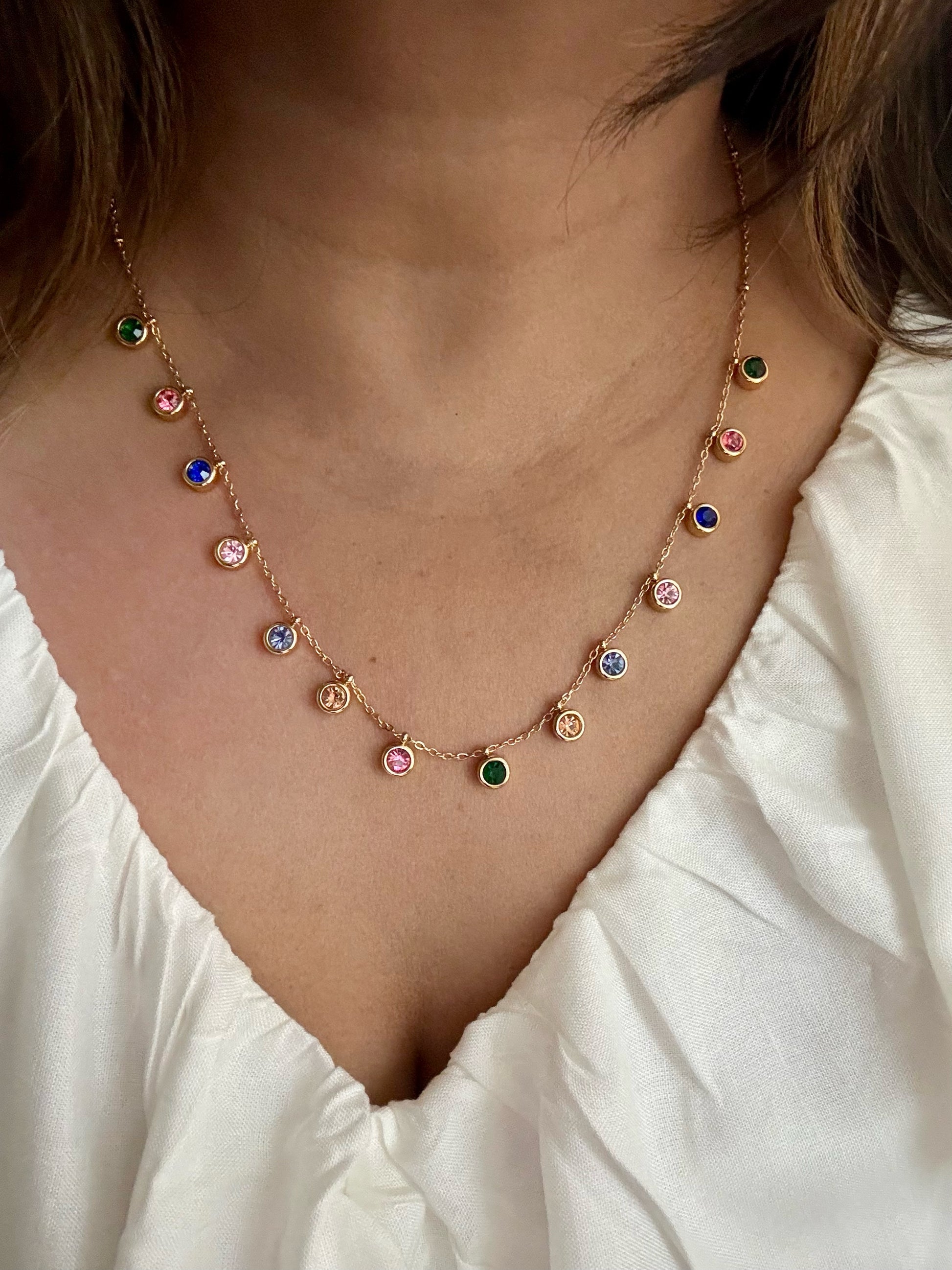 Hypoallergenic anti-tarnish gold necklace for sensitive skin