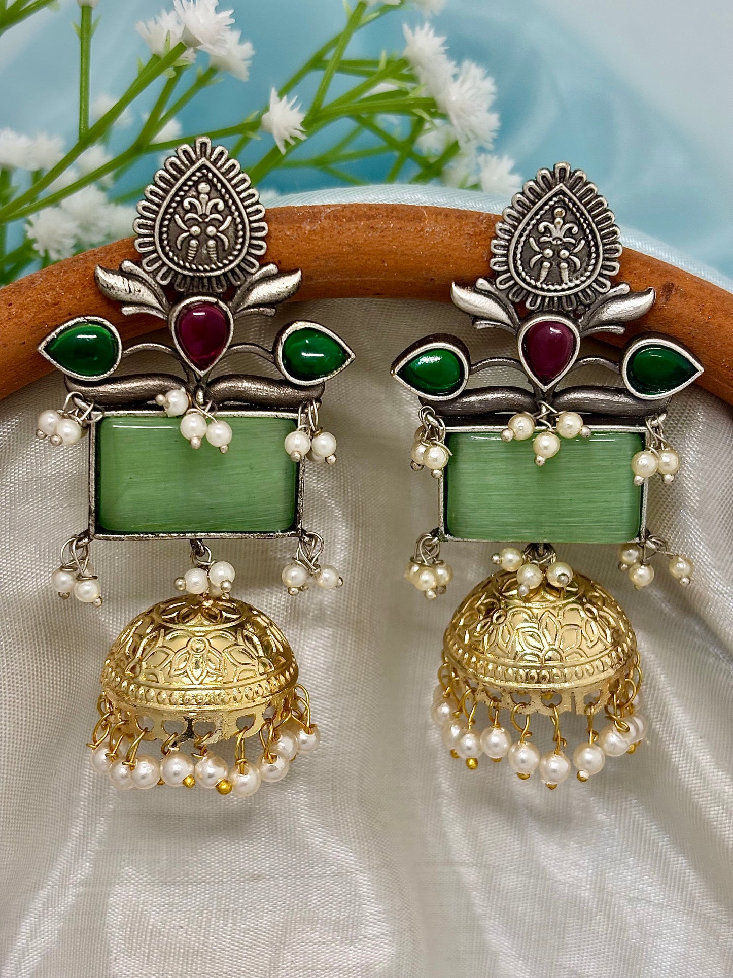 Vedhika Dual Tone Jhumka (Green)