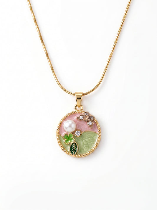 Vintage Pearl Gold Necklace