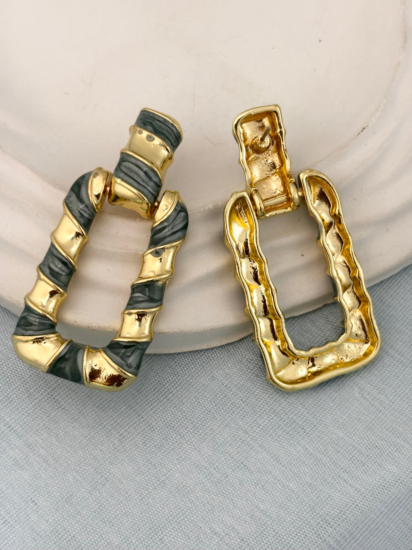 Twisty Marbled Hoop Earrings (Green)