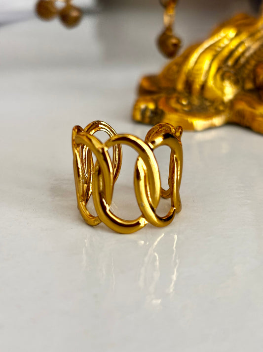 Chunky Golden Link Ring | Anti Tarnish Gold Plated