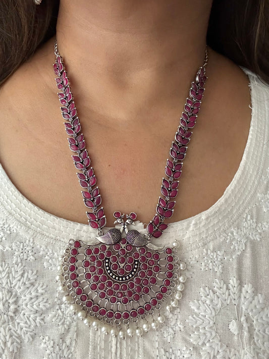 Charvi Necklace (Red)