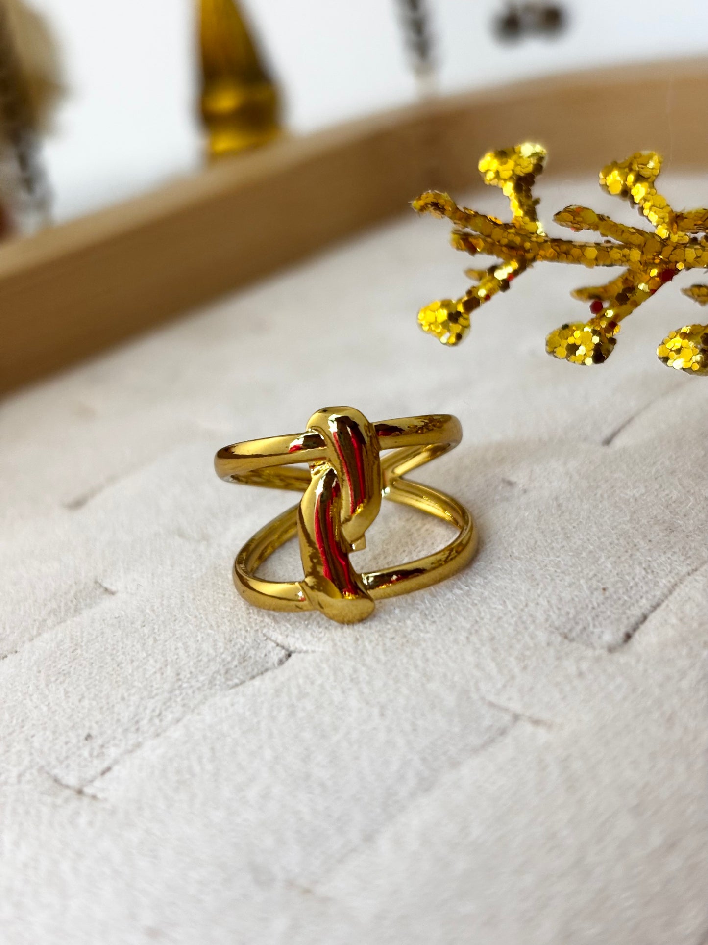 Double Band Knot Gold Ring