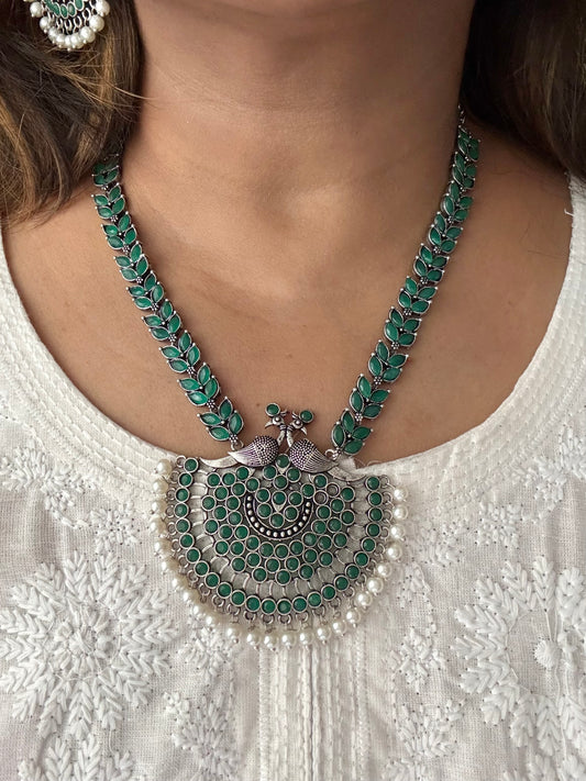 Charvi Necklace (Green)