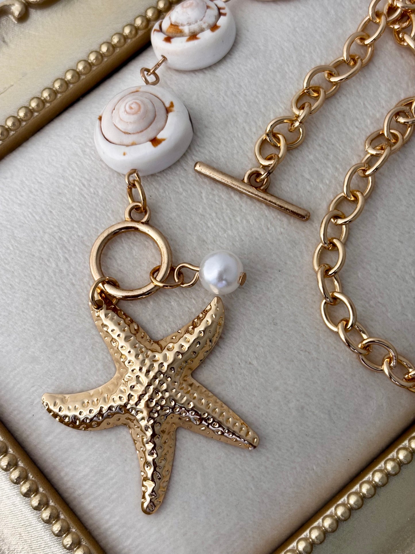 Bohemian Shell Pearl Necklace