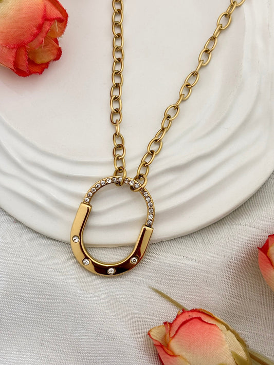 Golden Hoof Pendant Necklace Chain