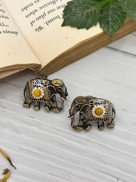 Rajasi Studs (Yellow)