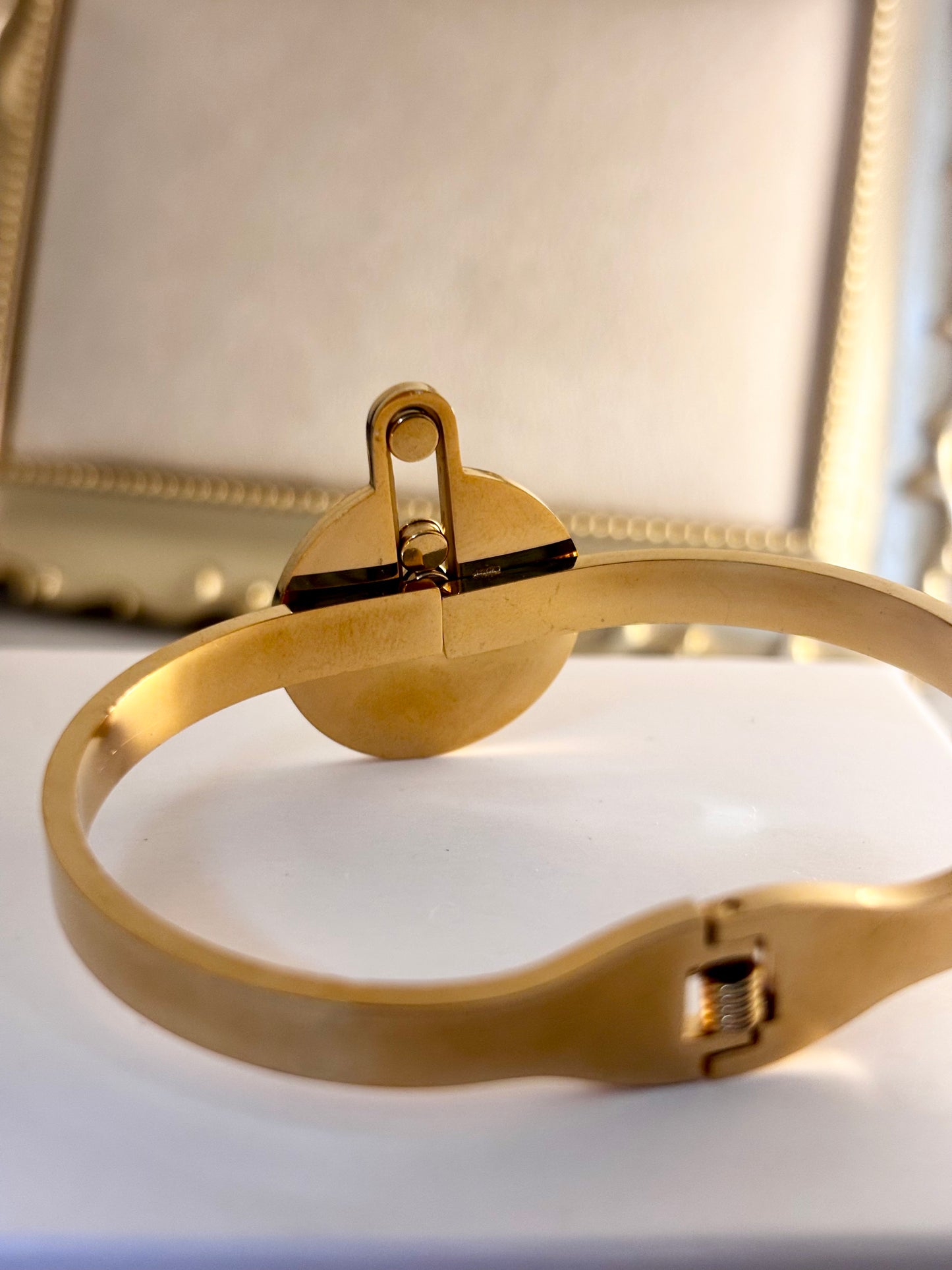 Green Mint Disc | Anti Tarnish Gold Plated Bracelet