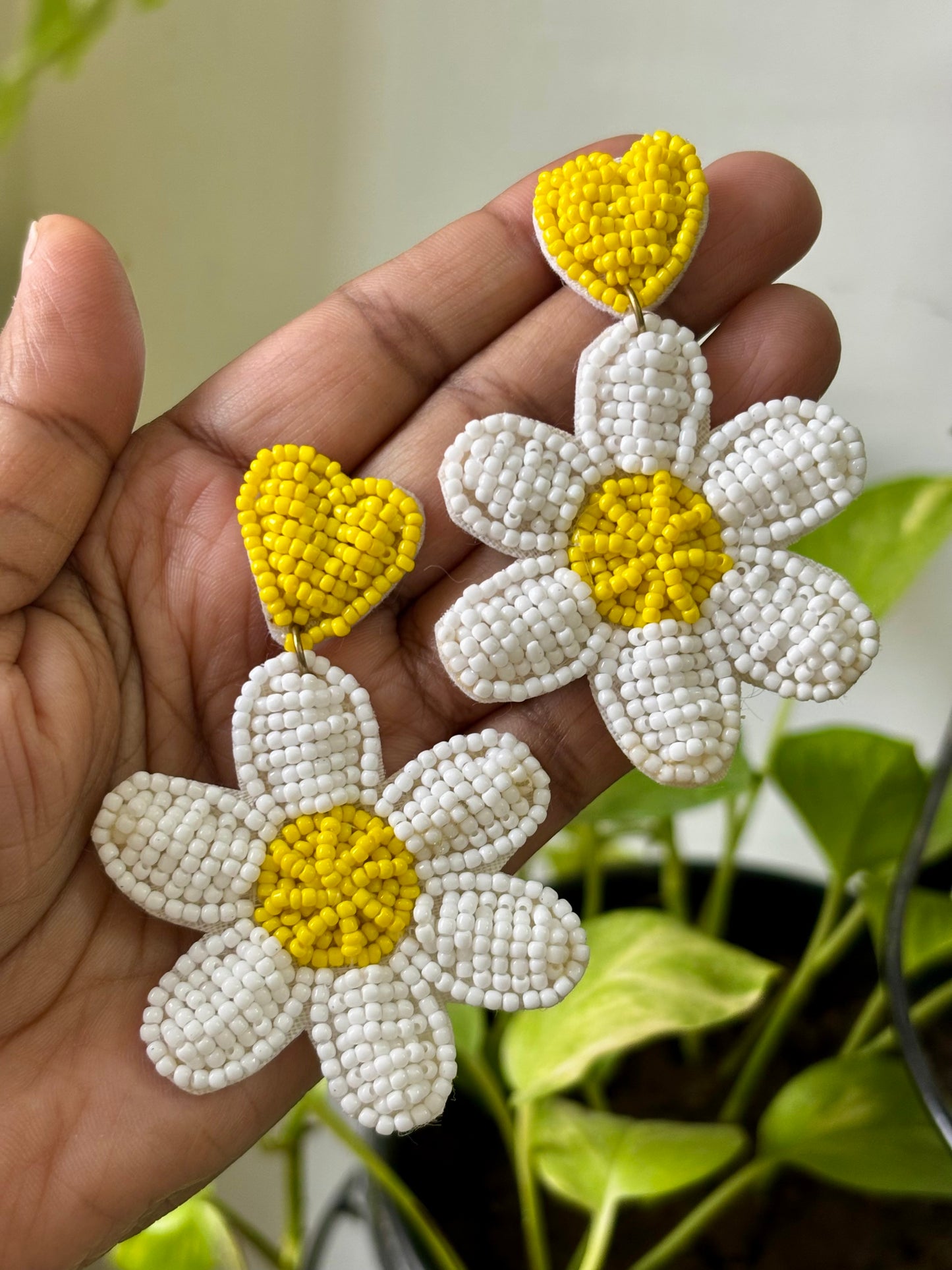 Daisy Flower Handmade Bead Drops