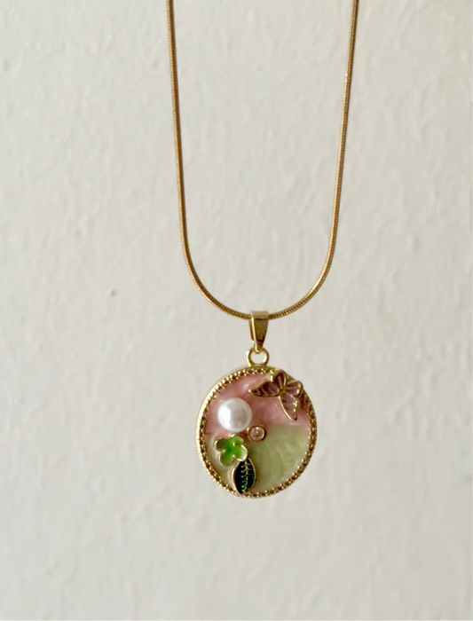 Vintage Pearl Gold Necklace