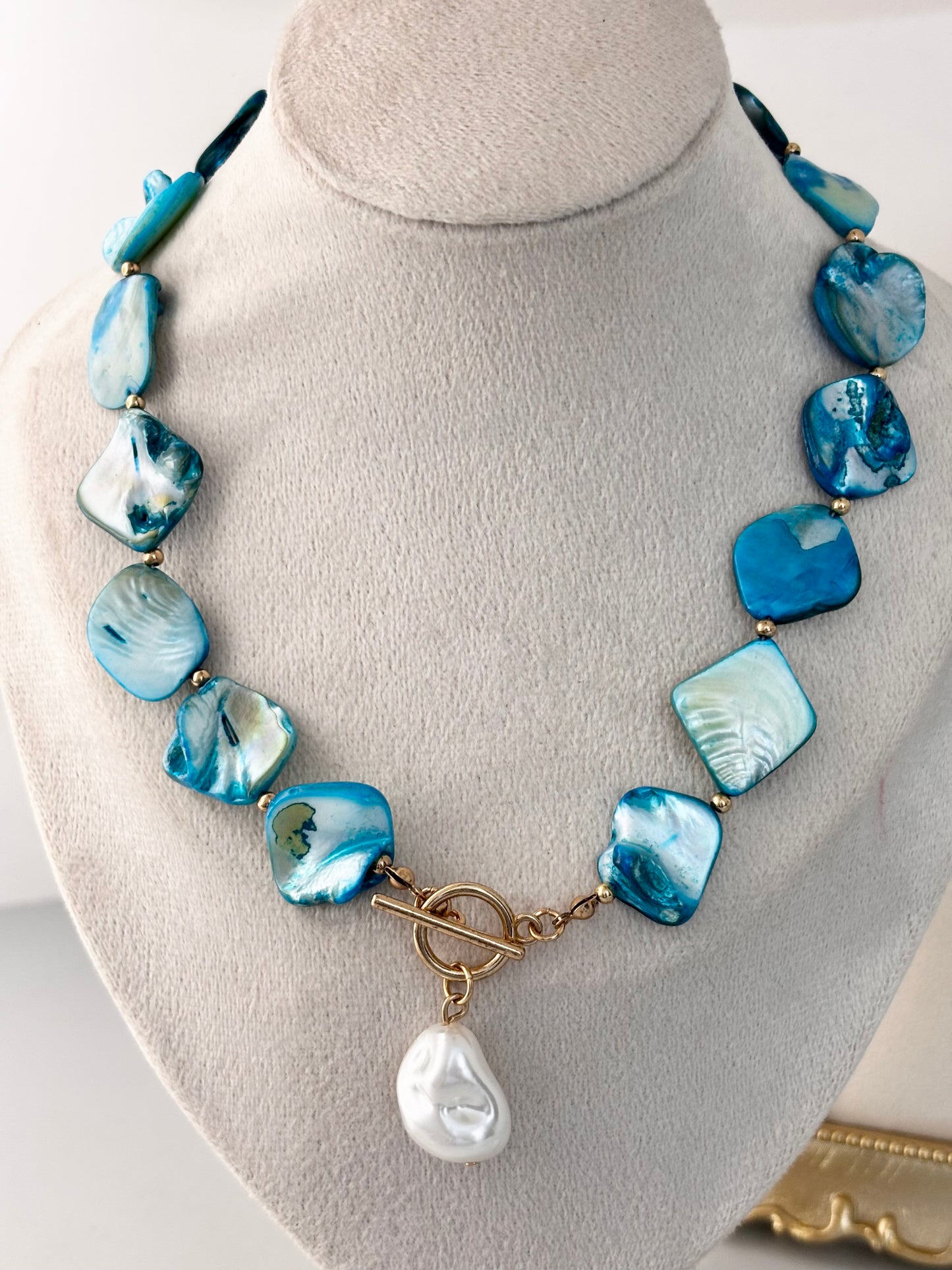Laguna Mist Fresh Water Pearl Necklace