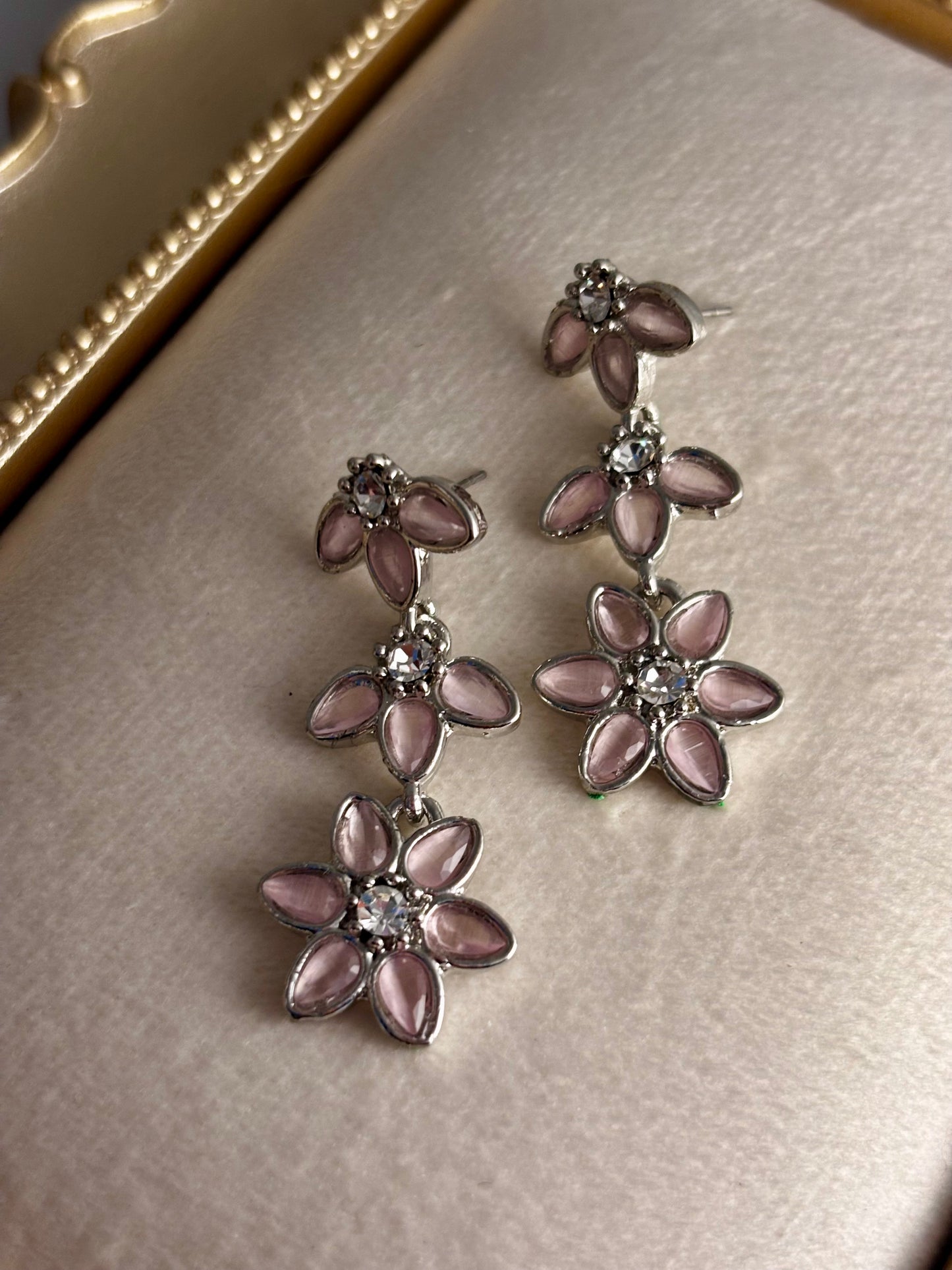 Pink Lily Necklace Set