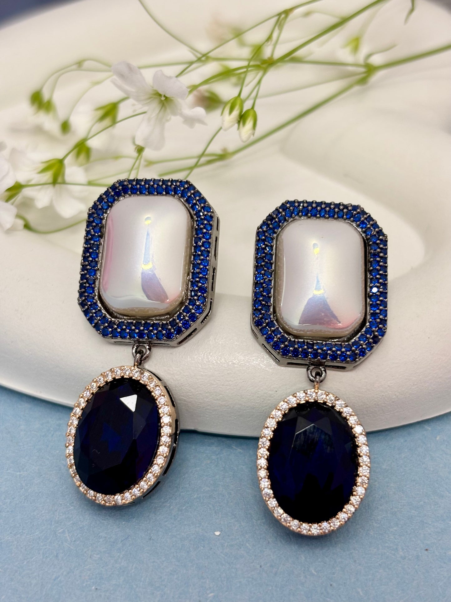 Iridescent Pearl & Midnight Blue Drops