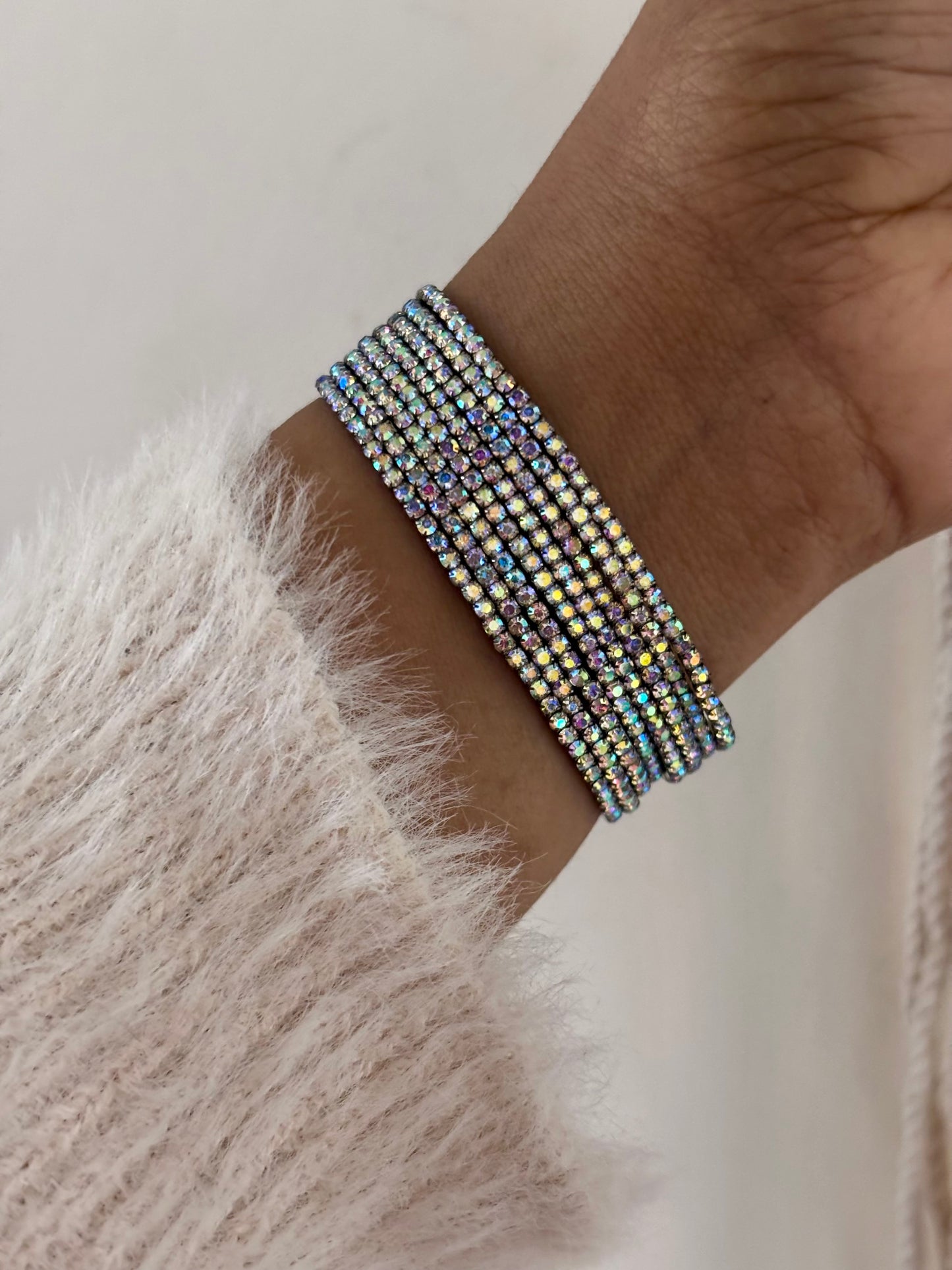 Minimal, Stackable Stretchable Tennis Bracelet (Silver-Black)