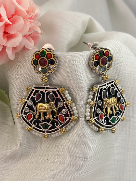 Gajrani - The Royal Grace (Black)