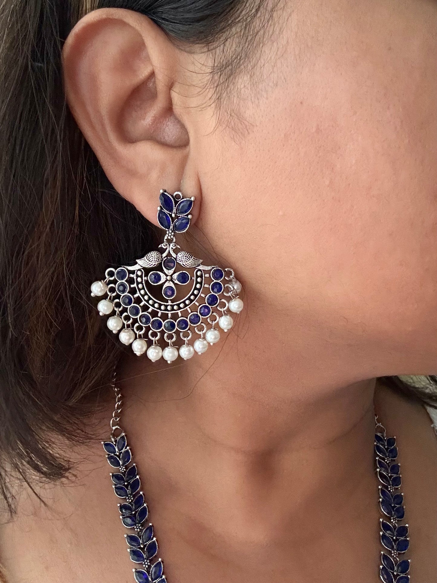 Charvi Necklace (Royal Blue)