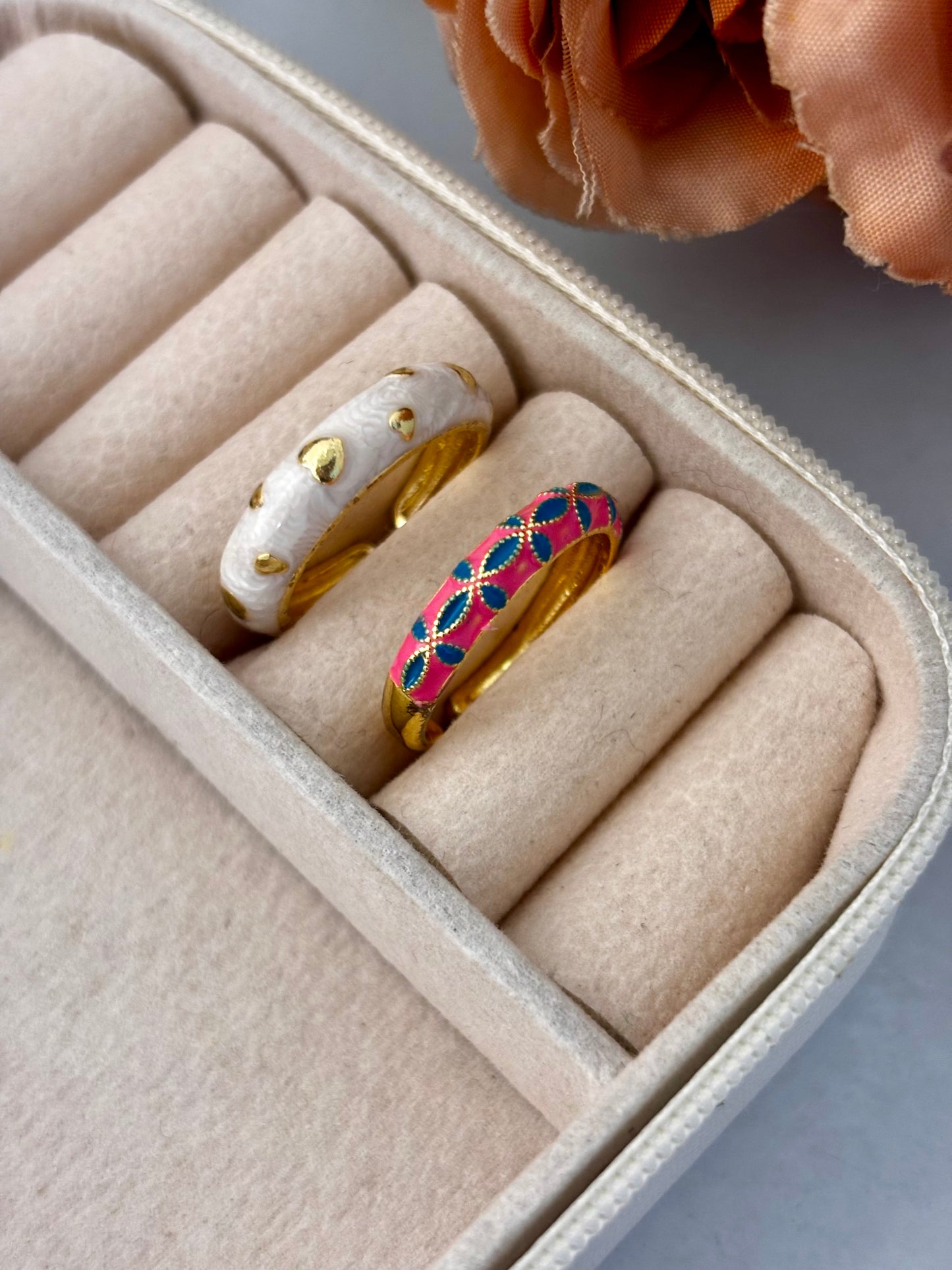 Little Love Duo Enamel Ring Set of 2 | Adustable Base