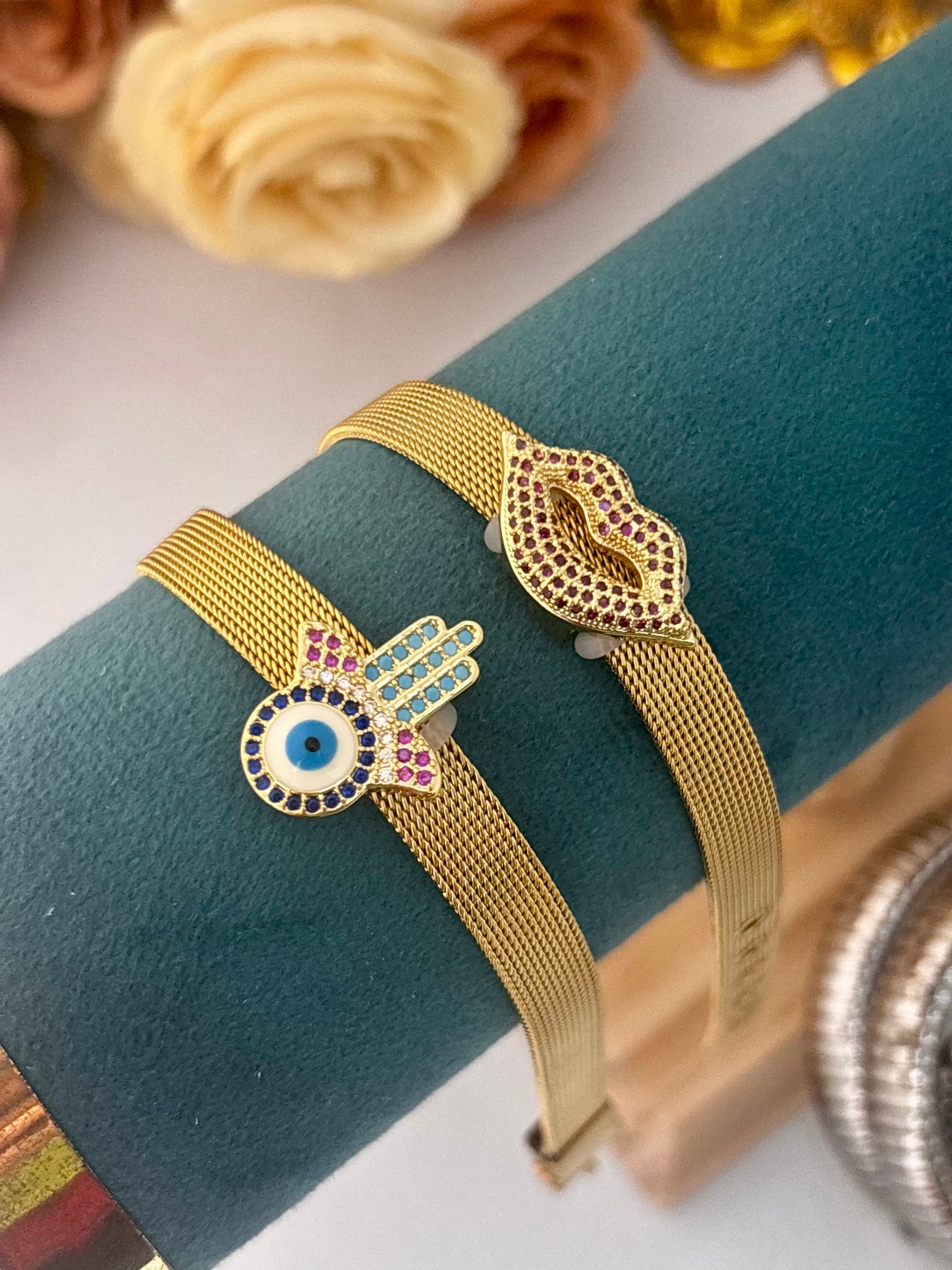 Hamsa Evil Eye Golden Mesh Bracelet Watch | Anti Tarnish Gold Plated