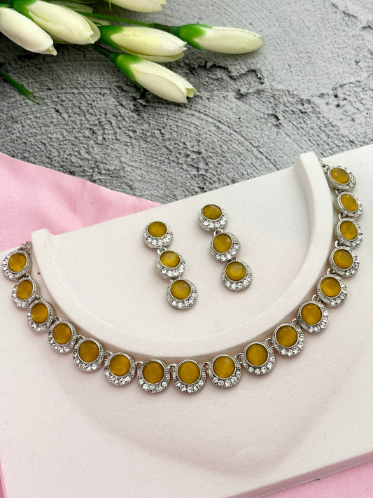 Nora Necklace Set (Yellow)