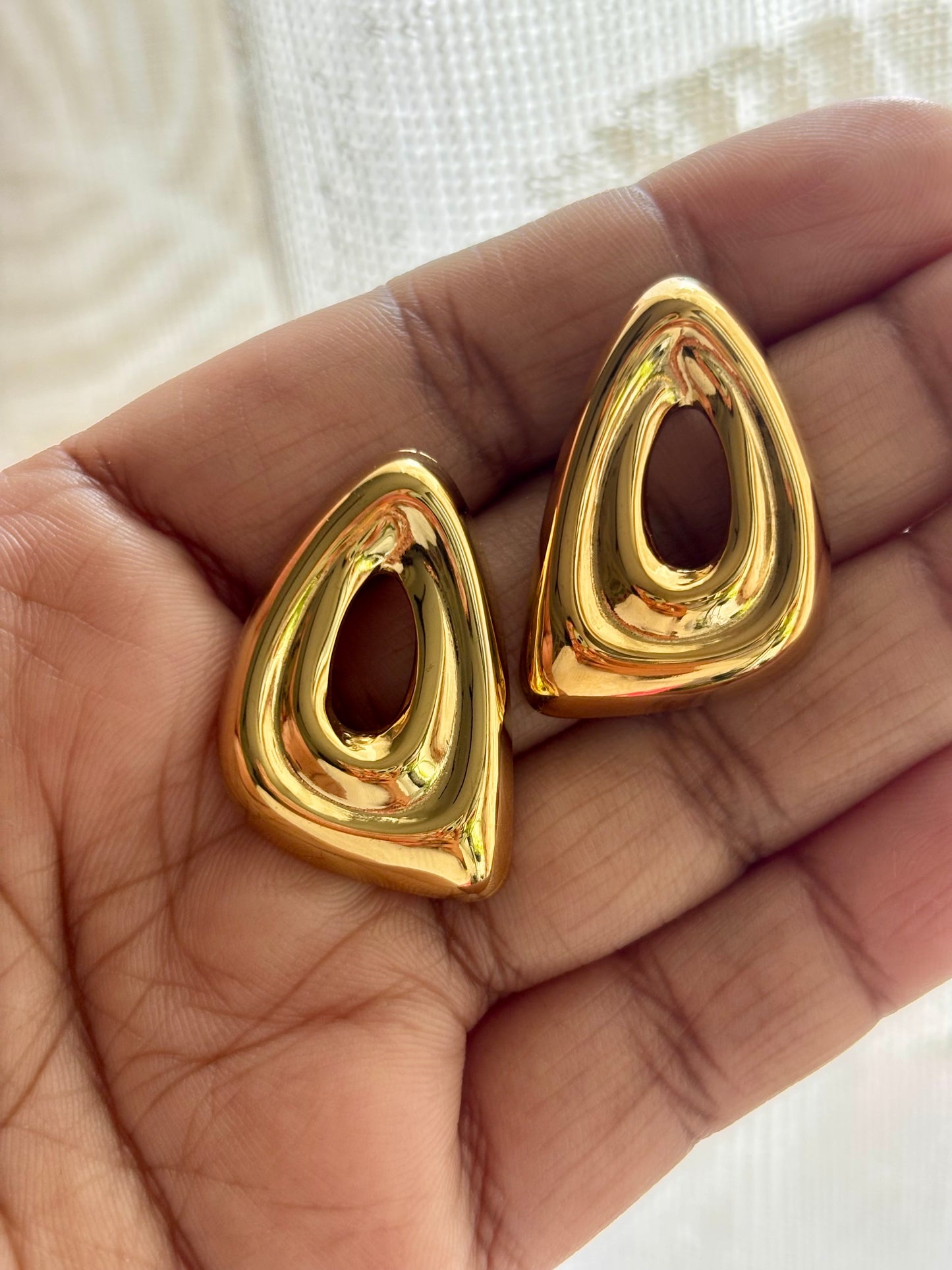 Maribella Stud Earrings 18k Gold Plated
