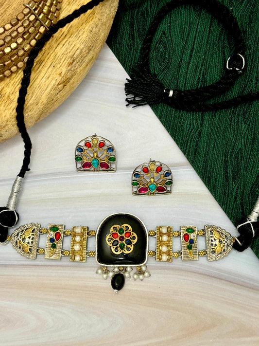 Rajnidhi Black Choker