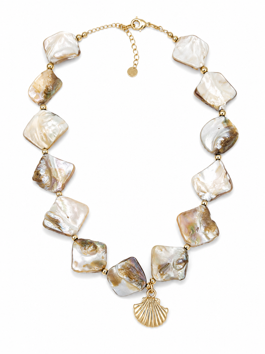 Coastal Kiss Fresh Water Pearl Necklace