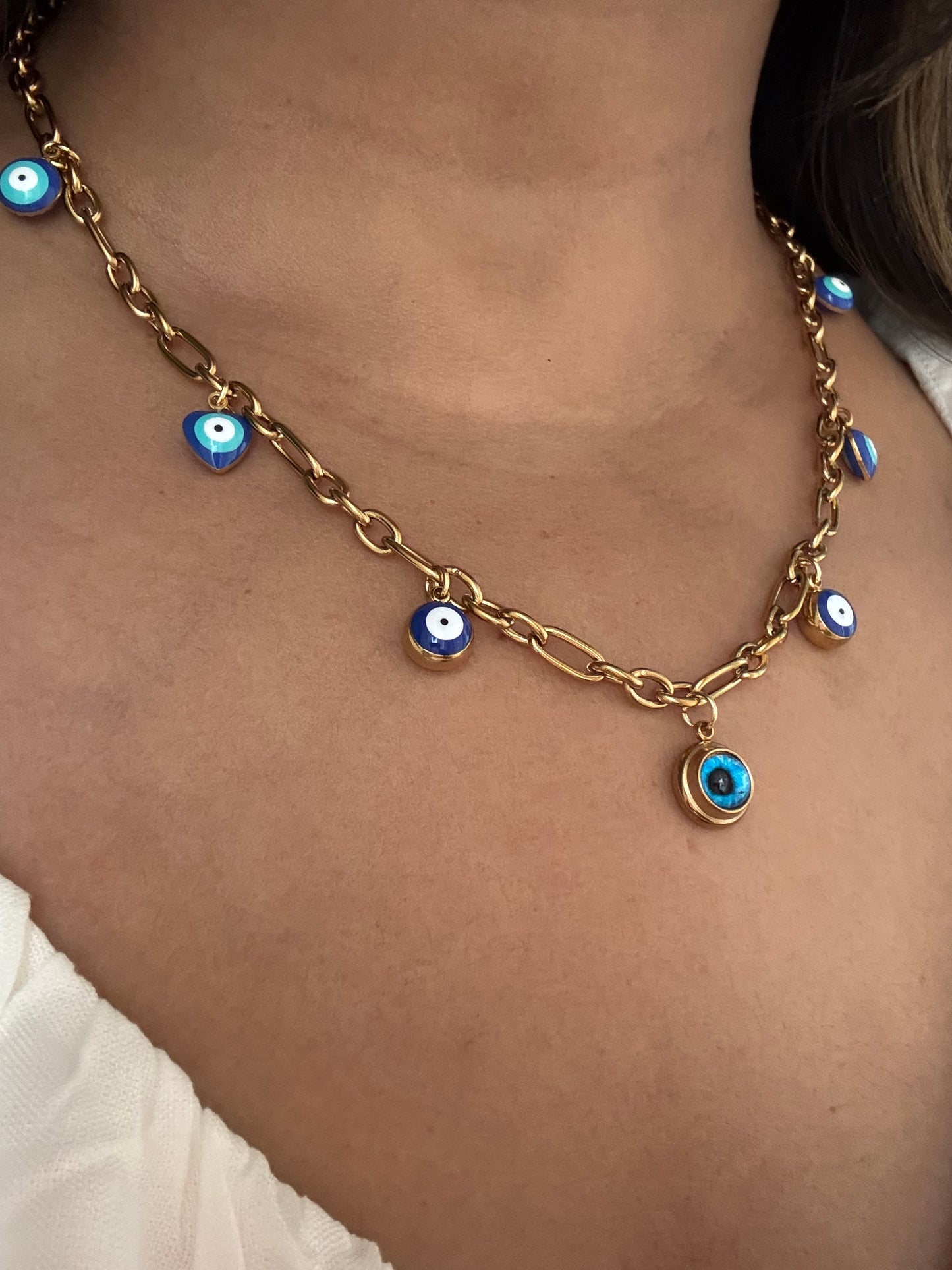 Fashion necklace with anti-tarnish protection for everyday wear