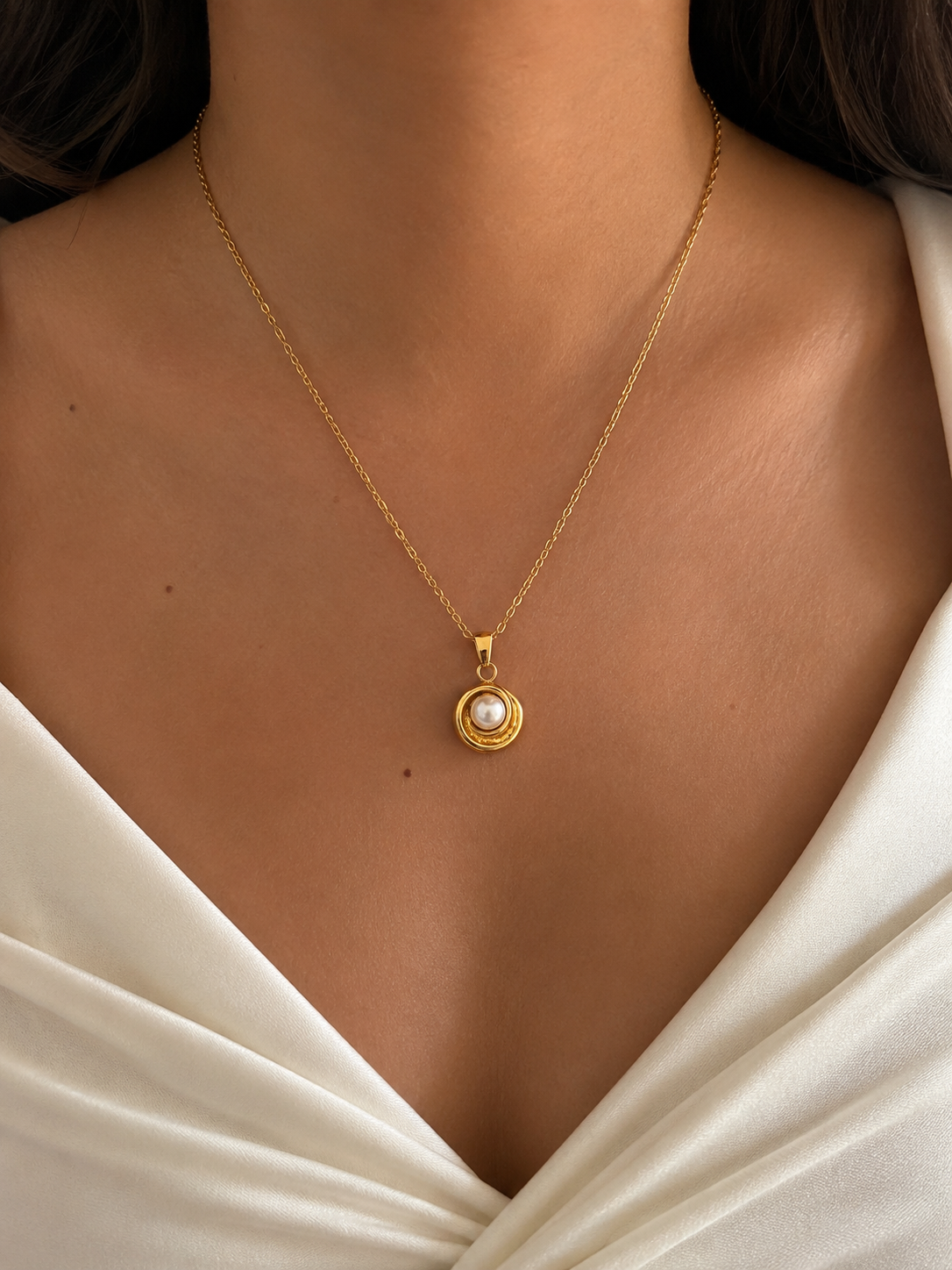 Pearl Orbit Necklace | Everyday Wear