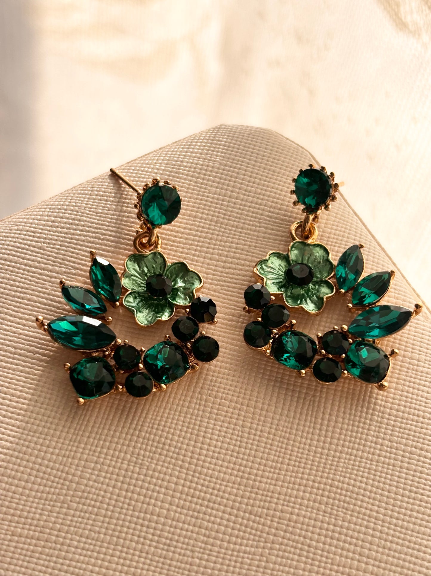 Emerald Flutterloop Crystal Drops - Gold Plated