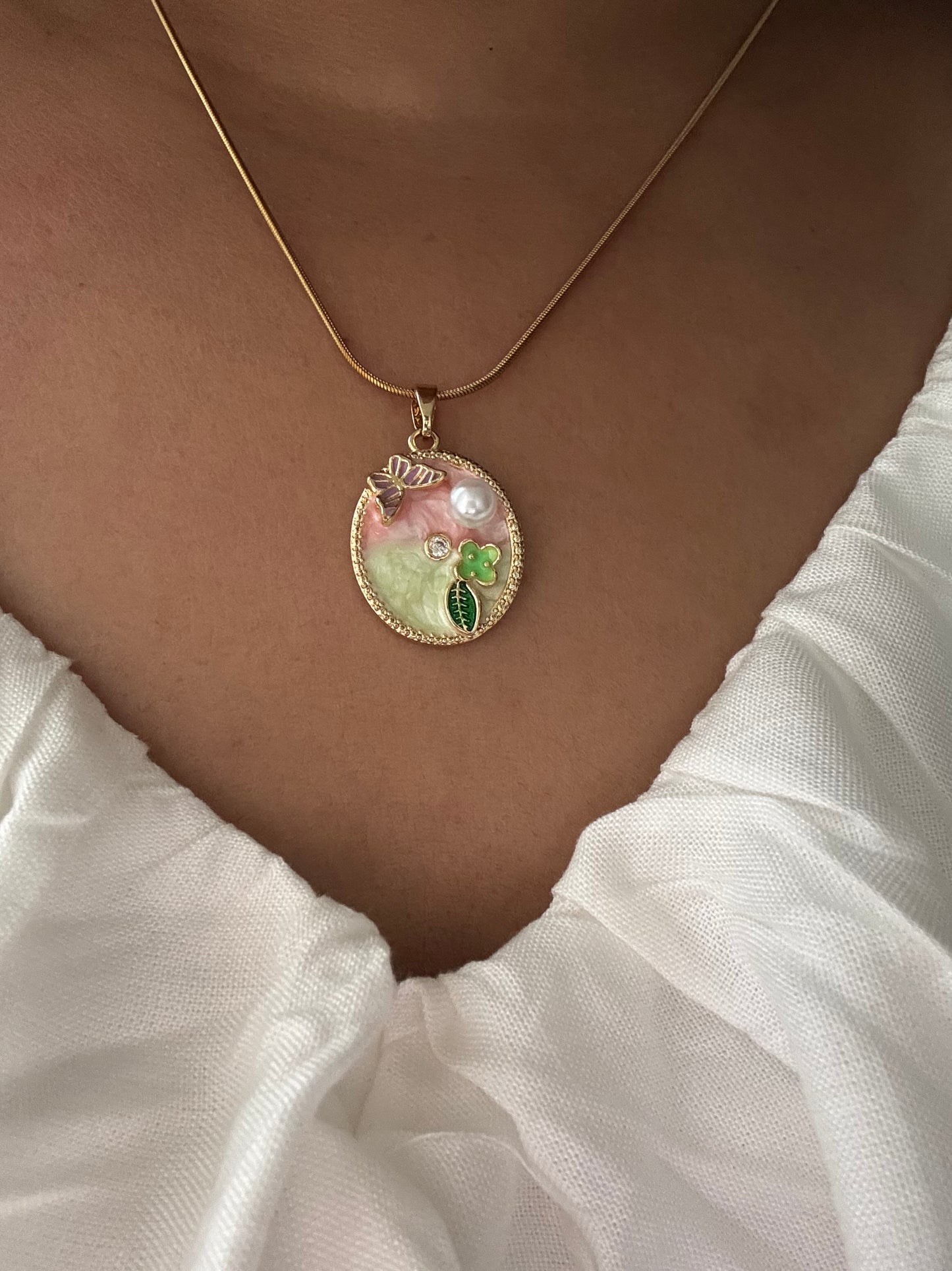 Vintage Pearl Gold Necklace