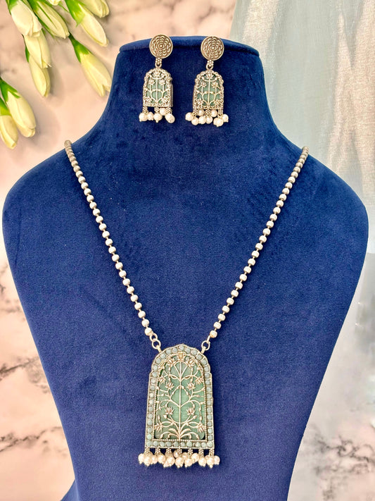 Noor Mahal Necklace (Green)