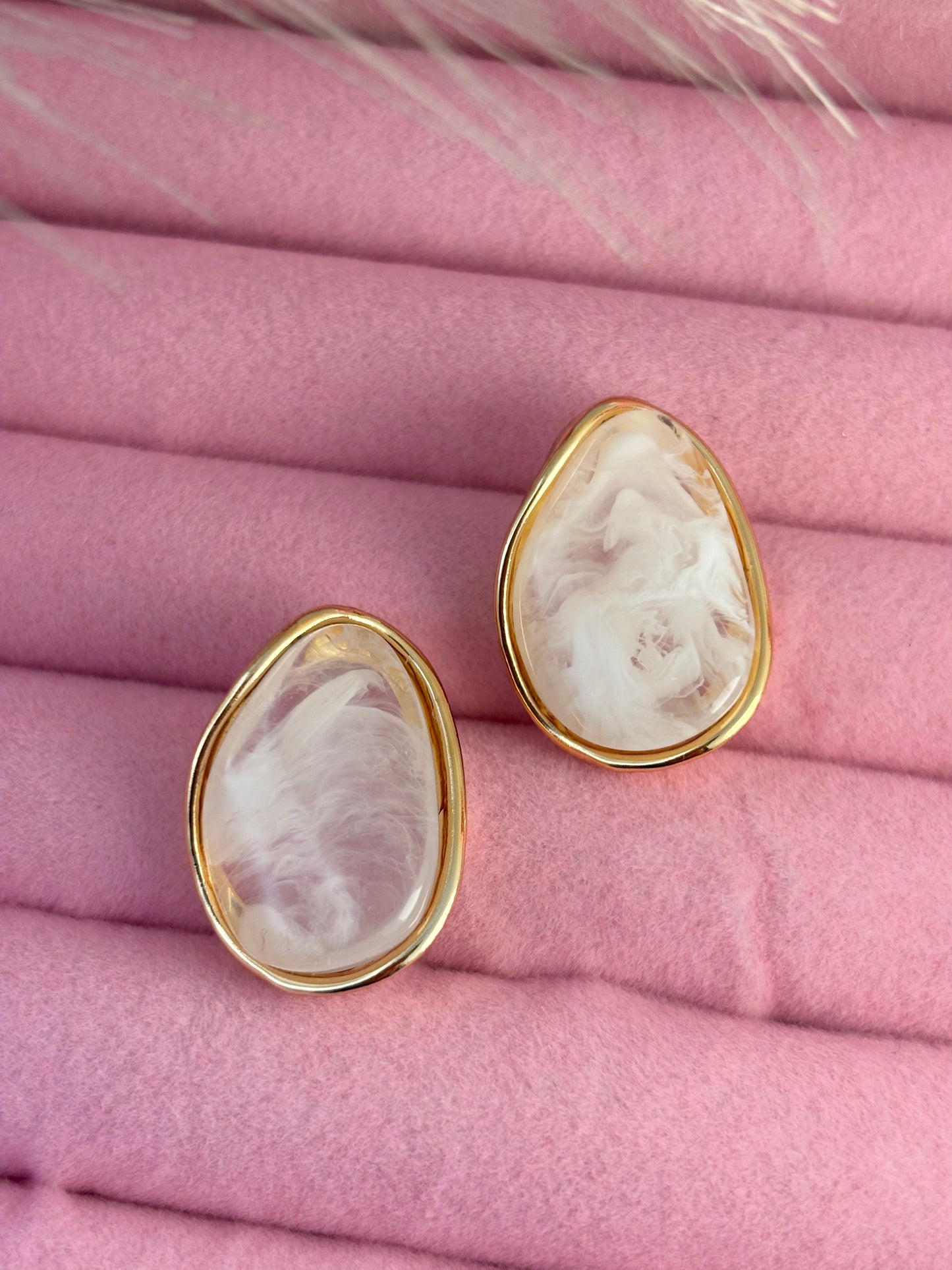Milky Teardrop Stud Earrings