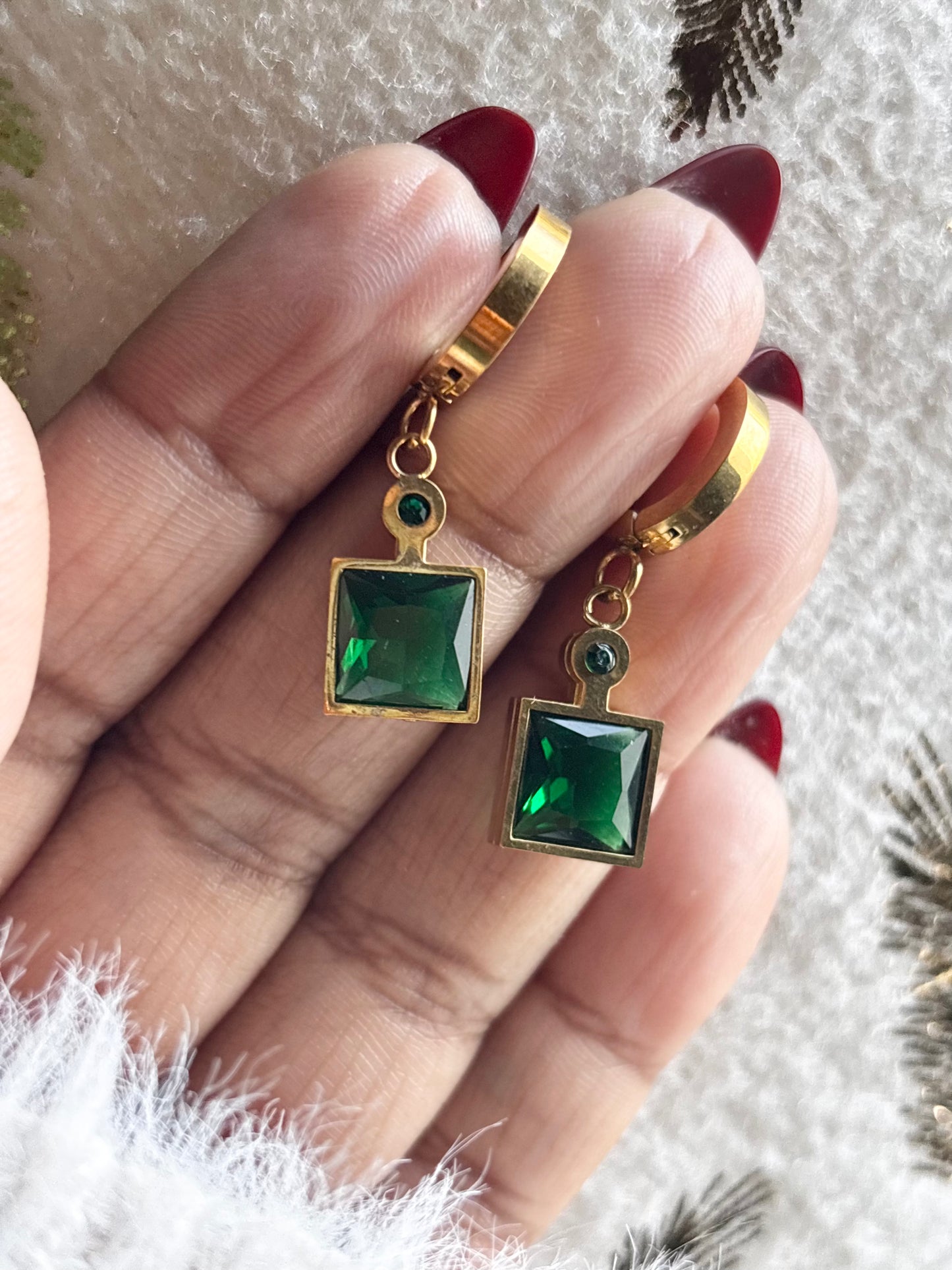 Emerald Stone Pendant Necklace Set | Anti Tarnish Gold Plated